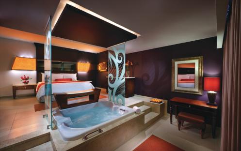 Hard Rock Hotel & Casino Punta Cana-Rocky Royality Caribbean Sand Suite_9076